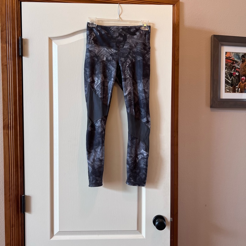 Women’s under armor heat gear leggings